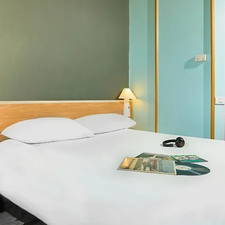 Hotel Ibis Firenze Prato Est Campi Bisenzio Exterior photo